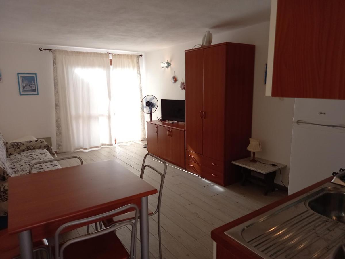 Lucky Apartment Golfo Aranci Eksteriør bilde